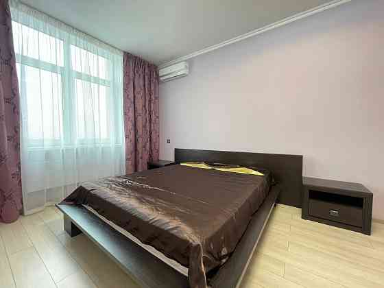 Оренда 1-кімн.кв. 58 м2, вул. Драгоманова, 40-Е Киев