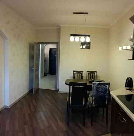 Оренда 1-кімн.кв. 58 м2, вул. Драгоманова, 40-Е Киев