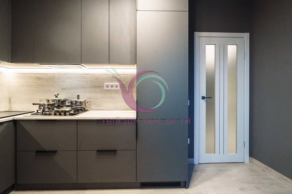 2-к. квартира з ремонтом та і/о в центрі за вул. Бельведерська. Івано-Франківськ - зображення 4