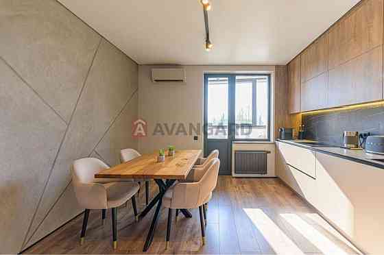 Продається 2к квартира з вишуканим ремонтом Киев