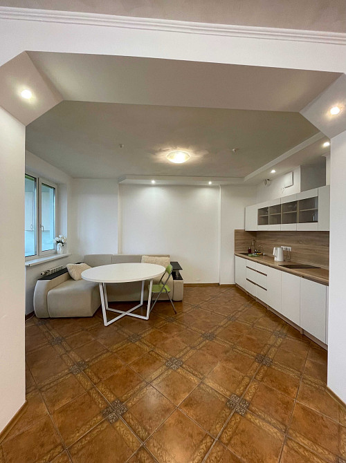 2 кім 77 мкв євроремонт вул Гришка Мих 9, смт Позняки Київ - зображення 2