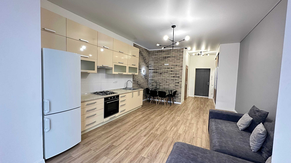 НОВИНКА! Сучасна квартира біля озера укомплектована! Ровно - изображение 8