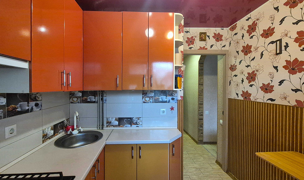 Продаж квартири з капітальним ремонтом, другий поверх Суми - зображення 2