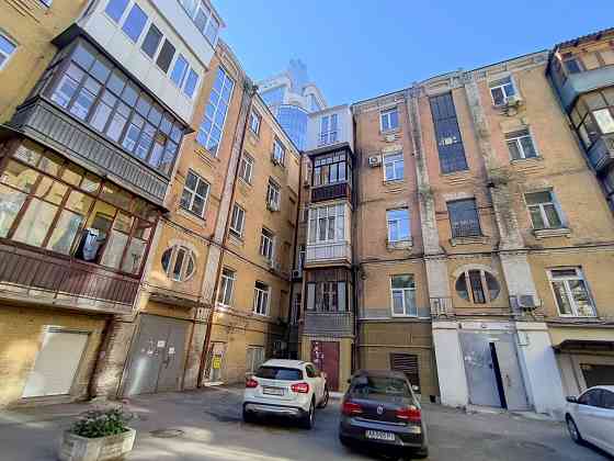 БЕЗ% 1-кімн., 41,6 кв.м, вул. Жилянська, 55 — метро «Вокзальна», Киев