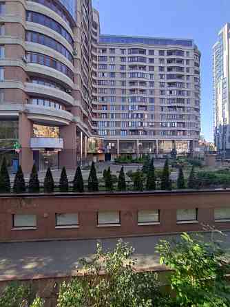 БЕЗ% 1-кімн., 41,6 кв.м, вул. Жилянська, 55 — метро «Вокзальна», Киев