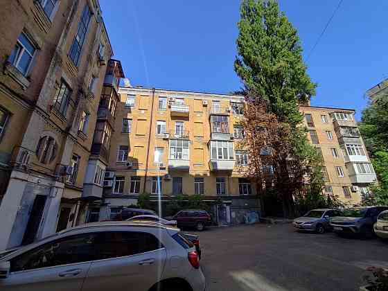 БЕЗ% 1-кімн., 41,6 кв.м, вул. Жилянська, 55 — метро «Вокзальна», Киев