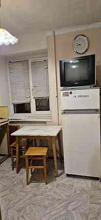 1 к.из.кв. в 10-ти мин. от метро Дворец спорта.Реальная-16500$. Торг Харків