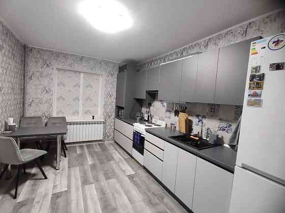 Продам 1-кв на Бочарова Вільнянськ