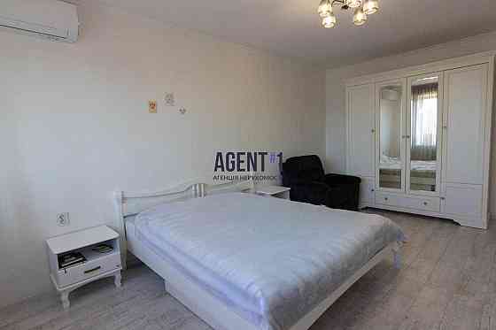 Продаж  1-кімн. квартири вул. Кіпріанова, 4, Київ, з якісним ремонтом. Киев