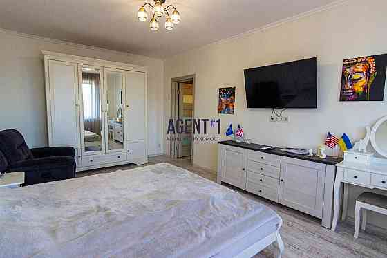 Продаж  1-кімн. квартири вул. Кіпріанова, 4, Київ, з якісним ремонтом. Киев