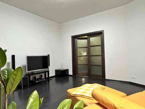 Оренда: 2-кімнатна квартира 76м2, вул.Чорновола,25, Шевченківський р-н Киев