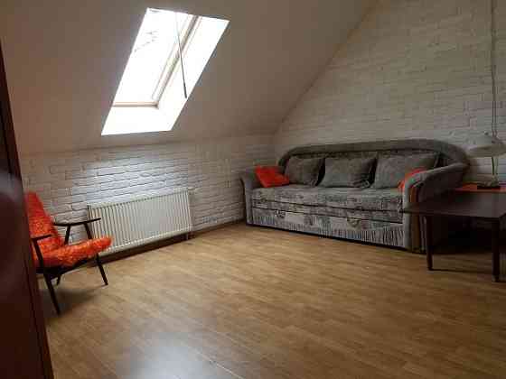 Своя теплая отдельная 1 комн. квартира-коттедж  отопление Броварской п Киев