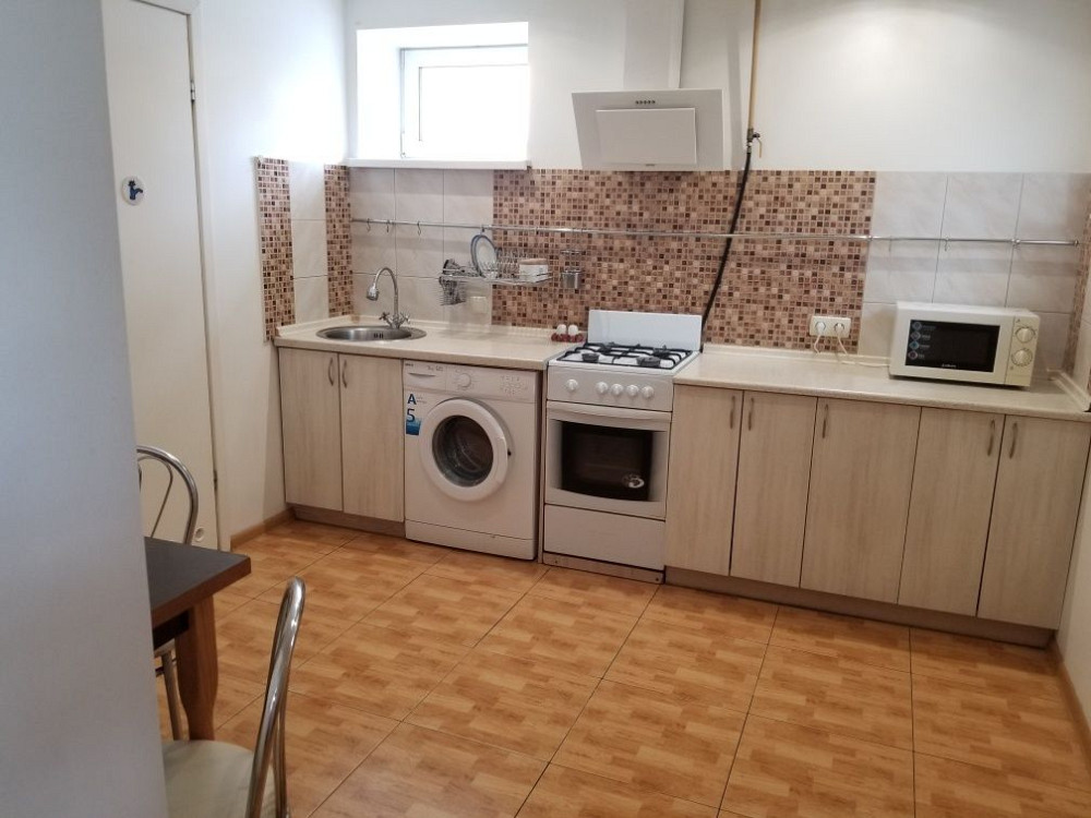 Своя теплая отдельная 1 комн. квартира-коттедж  отопление Броварской п Київ - зображення 1