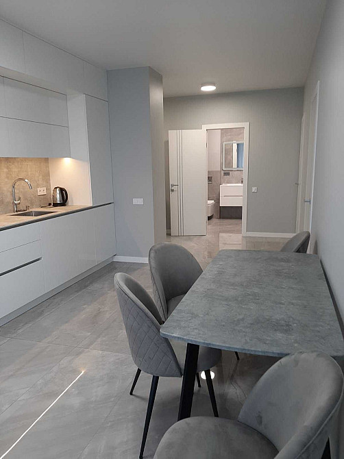 оренда 2 к. ЖК Варшавський. Виноградар Киев - изображение 1