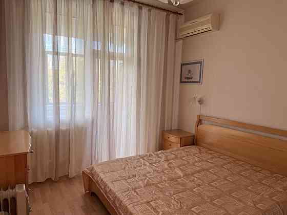 В аренду 2х комнтаная квартира в центре Днепр