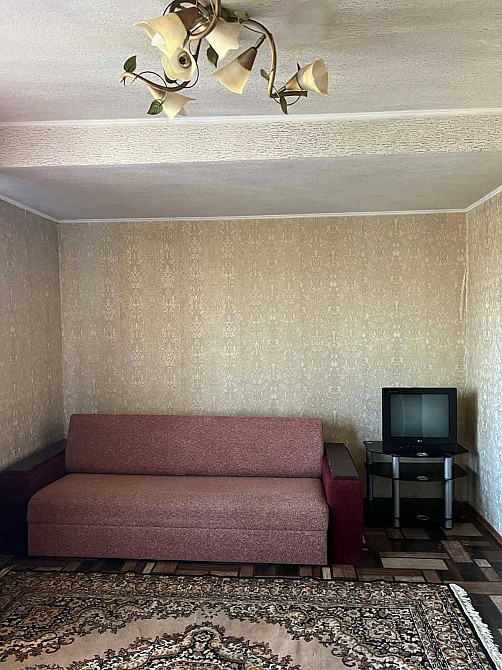 Аренда 1  комнатной квартиры в центре. Славянск - изображение 2