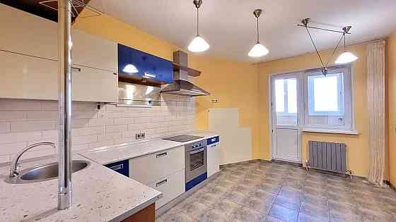 Без% Продаю 3-кімн квартиру Сверстюка 52В, Київ, метро Лівобережна Киев