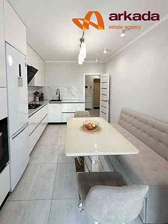 Продається 1-кім. квартира з якісним ремонтом та меблями біля парку Івано-Франківськ