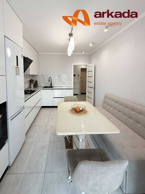 Продається 1-кім. квартира з якісним ремонтом та меблями біля парку Івано-Франківськ - зображення 1