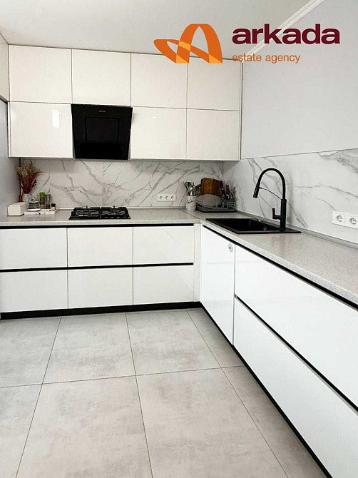 Продається 1-кім. квартира з якісним ремонтом та меблями біля парку Івано-Франківськ - зображення 2