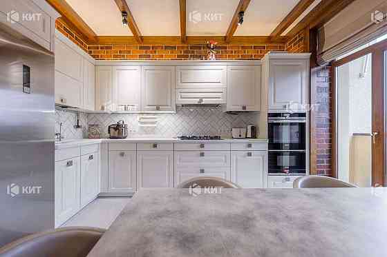 3к.95м2 Центр, вул. Сумська (м. Университет, Центральный Парк) 130643 Харків