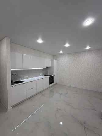 Продам 2 ком квартиру на Сахарова Одеса