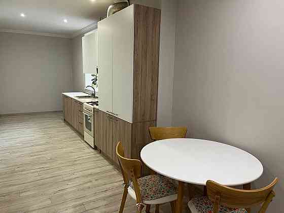 Здається 1кімн.+ Кухня студія в новобудові Ентузіастів Головна Чернівці