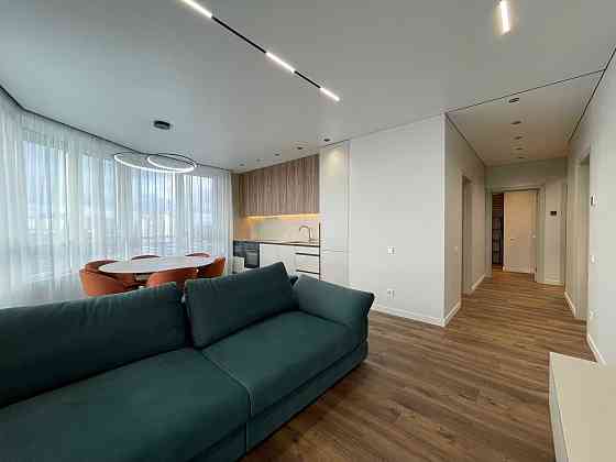 Оренда 2 к.кв. Ужгородський пр. 4, ЖК WHITE LINES, перша здача Киев