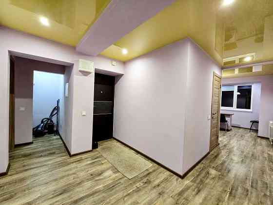 Здається 3-Х кімнатна ЧЕШКА на вул.РОЗИ АУСЛЕНДЕР (Кочубея) Чернівці