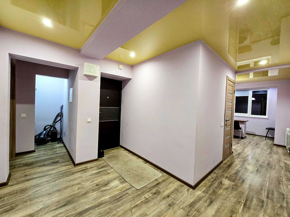 Здається 3-Х кімнатна ЧЕШКА на вул.РОЗИ АУСЛЕНДЕР (Кочубея) Чернівці - зображення 3