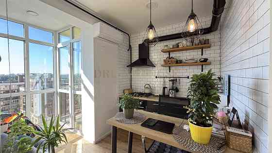 Видова квартира з ремонтом в ЖК Версаль Парк. Газове опалення Ірпінь