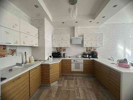 Звездный городок, 3к квартира+кухня 38м. Шумоизолирована. Одеса