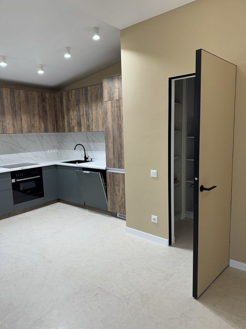 ПРОДАЖ просторої квартири з новим ремонтом Струмівка - зображення 6