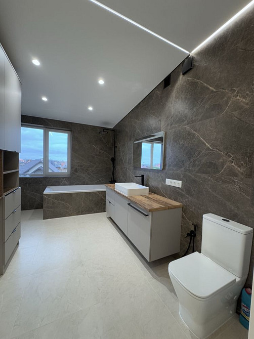 ПРОДАЖ просторої квартири з новим ремонтом Струмівка - зображення 3