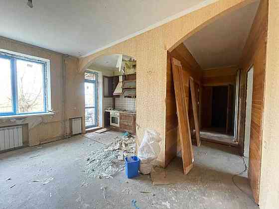 Продаж великої 3 кім. кв,, сталинка , п. Жуковського Харків