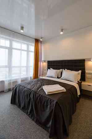 Оренда 2к смарт квартира на 33 поверсі без застави та депозиту Киев