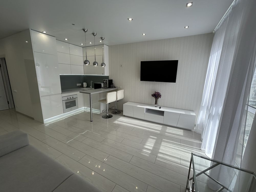 Жк Зарічний. 32 м2. Метро Славутич. Осокорська 2а. Киев - изображение 1