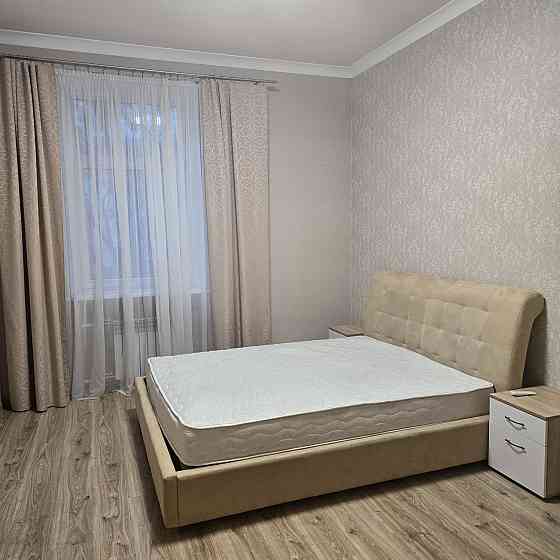 Оренда 3-х кім.кв.-ра , вул.Дмитра Дорошенка 55,м.Печерська,Зіринецька Киев