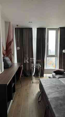 Аренда 3к квартиры ЖК Шервуд 130м2 ул. Антонова 2б Соломенка Киев