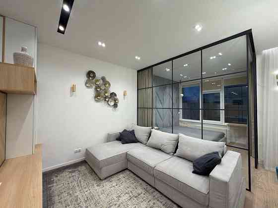 Оренда 1к , світло є завжди,центр , Жк А52 ,бізнес клас , Киев