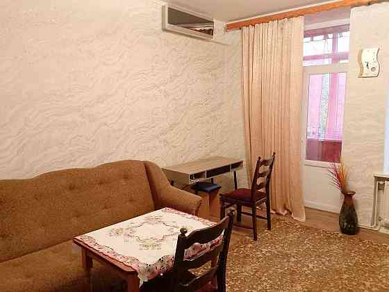 2 кімнатна - автономне опалення, ремонт в центрі - усі меблі і техніка Чернігів