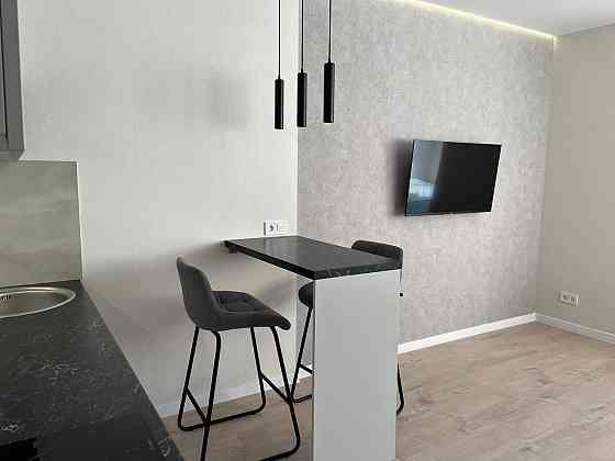 Сучасна студія від власника! Кадетский гай 10. Є генератор! Киев