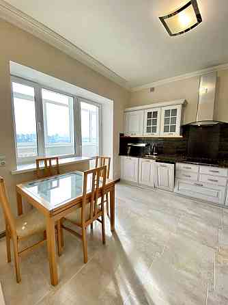 Аренда 2к квартиры Шевченковский район, Черновола, метро Университет Киев