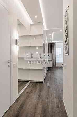 Оренда 1-кімнатної квартири в ЖК White Lines Киев