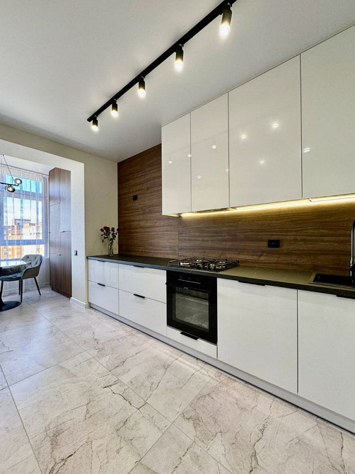 Сучасна 1к квартира з меблями та технікою, бізнес-клас, 9/10 поверх Хмельницький - зображення 1