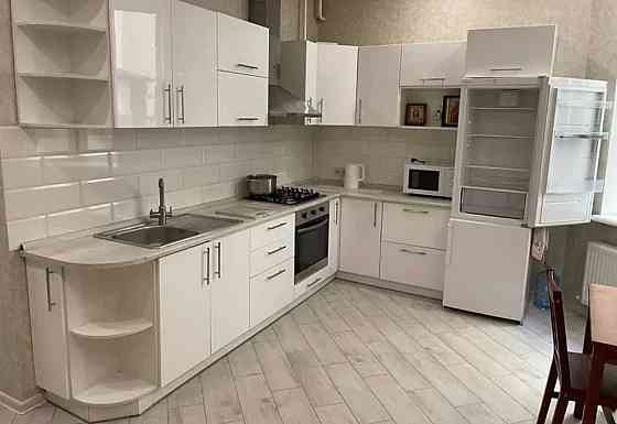 Квартира в новом кирпичном доме с ремонтом . Одеса