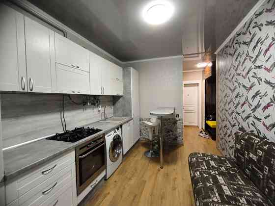 Купити однокімнатну квартиру з балконом. Ремонт меблі техніка кладова. Ірпінь