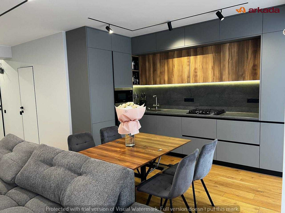 Квартира з якісним ремонтом в центральній частині міста Івано-Франківськ - зображення 2