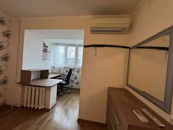 Світло не вимикають ‼️ Оренда 3роздільні кімнати Казармена 4а Киев