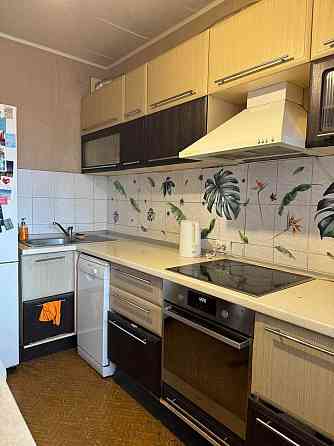 Оренда 2х -тної квартири М. Гришка 8 ! м. Позняки ! поруч ТЦ Аладін ! Київ